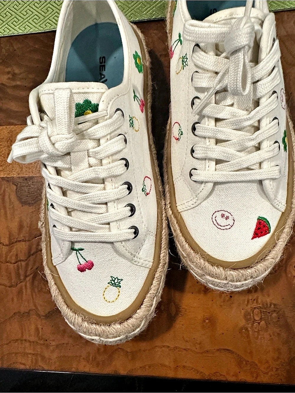 SeaVees Sneaker Embroidered fruit Sneakers